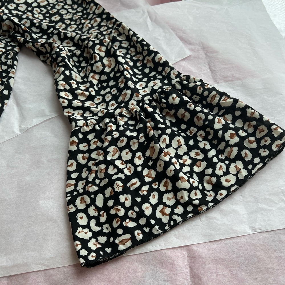 NWT Camisa navy blue leopard bell sleeve empire waist blouse neck ties tiered - Picture 11 of 14